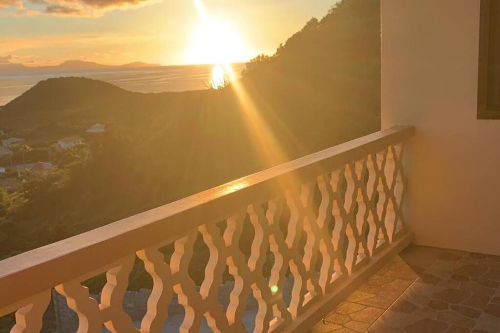 The Pearl - Spacious Air Conditioned 3Bd, 2Bth Villa With Gorgeous Views Old Road Exterior foto