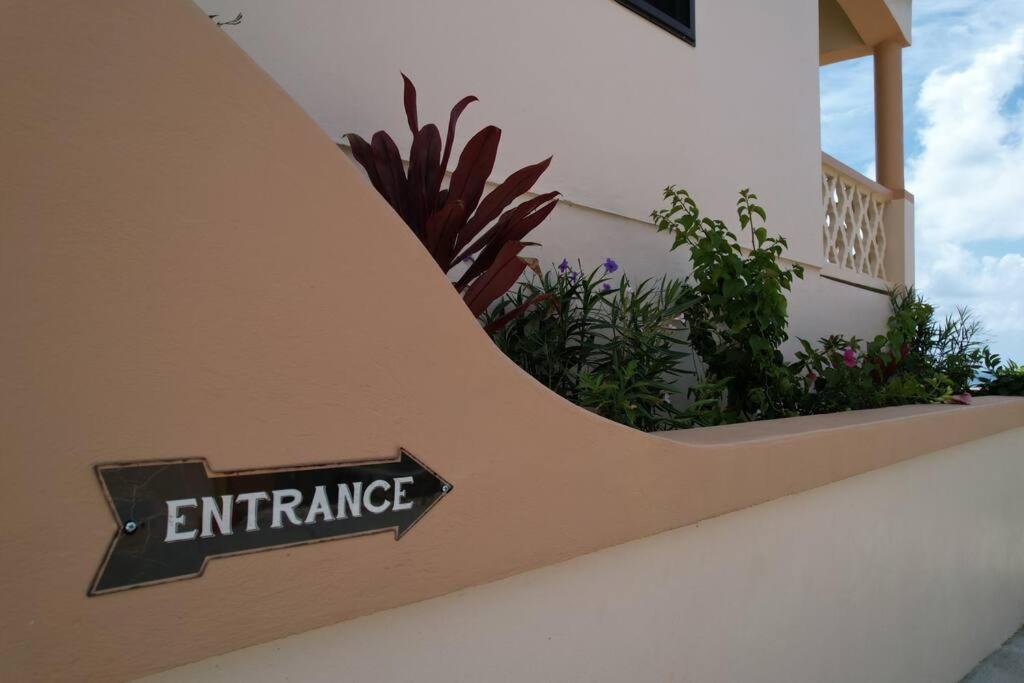 The Pearl - Spacious Air Conditioned 3Bd, 2Bth Villa With Gorgeous Views Old Road Exterior foto