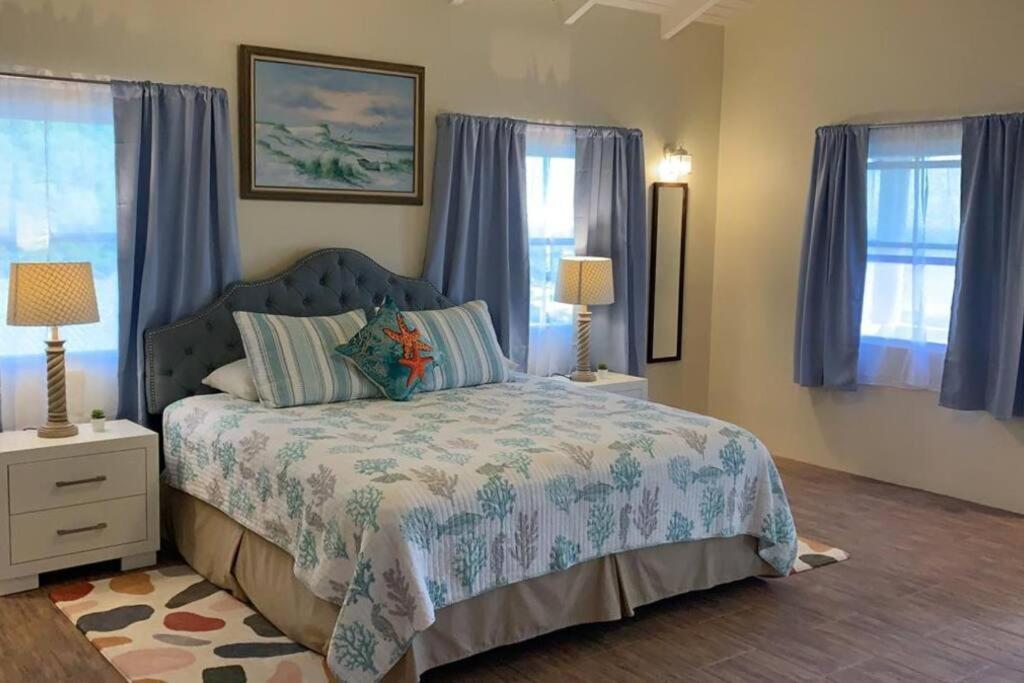 The Pearl - Spacious Air Conditioned 3Bd, 2Bth Villa With Gorgeous Views Old Road Exterior foto