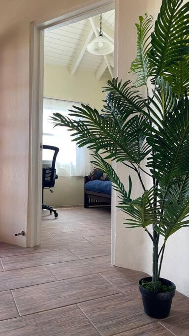 The Pearl - Spacious Air Conditioned 3Bd, 2Bth Villa With Gorgeous Views Old Road Exterior foto